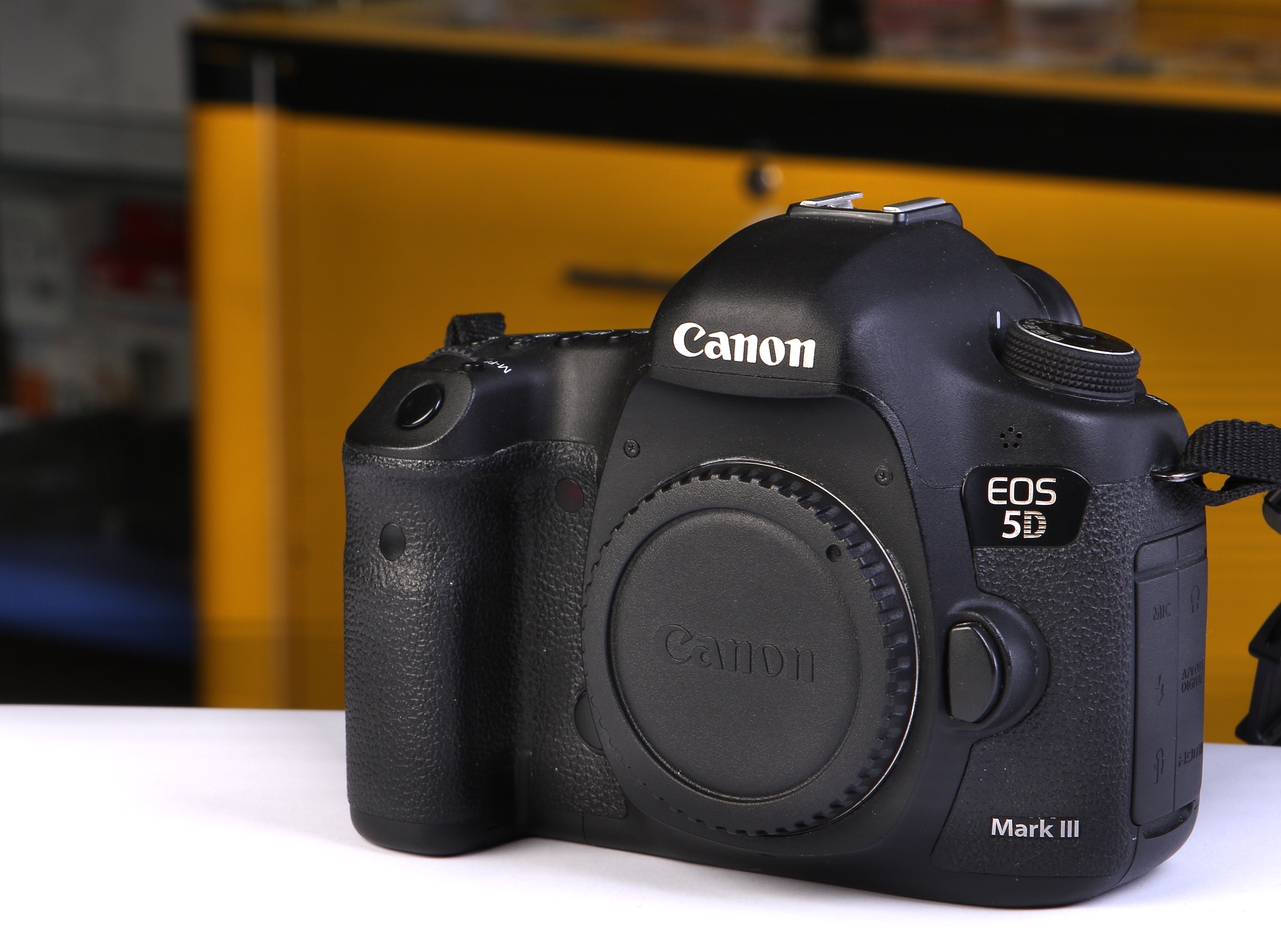 Фото Аренда фотоаппарата Canon 5D Mark III - Фотопрокат Икс-про